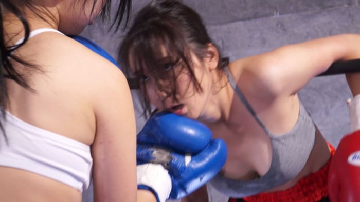 葵千恵と水嶋アリスが女子ボクシングで殴り合う