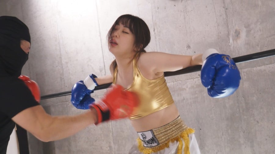 山本蓮加をボクシングでサンドバッグ扱い