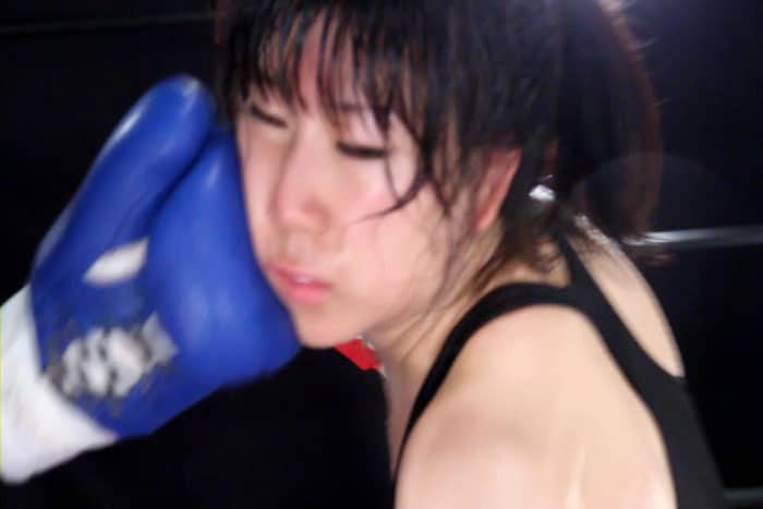 女子ボクサーがキレのある動きで男を翻弄
